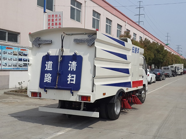 五十鈴掃路車(chē)國VI