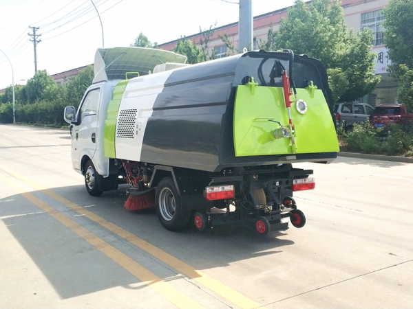 東風(fēng)途逸掃路車(chē)國VI藍牌汽油機