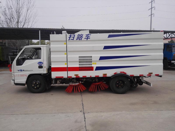 江鈴掃路車(chē)國VI