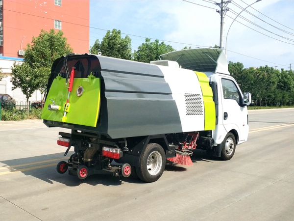 東風(fēng)途逸掃路車(chē)國VI藍牌汽油機