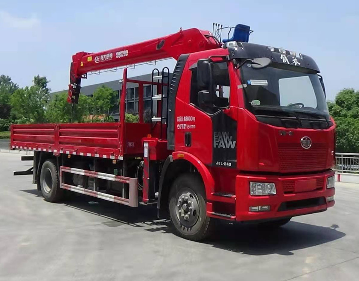 程力威牌CLW5184JSQ6SZ型隨車(chē)起重運輸車(chē)