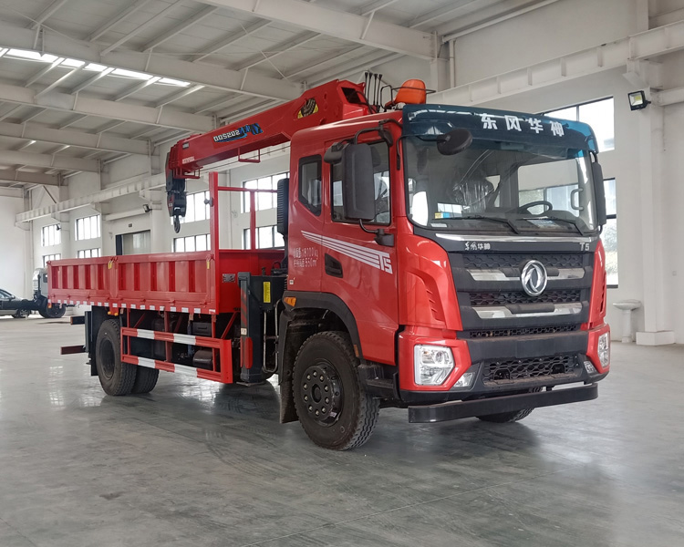 程力牌CL5180JSQ6DQ型隨車(chē)起重運輸車(chē)