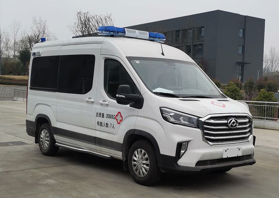 程力牌CL5040XJHS6YS型救護車(chē)
