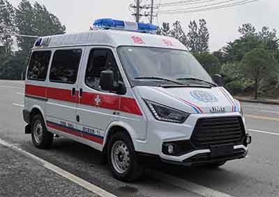 程力牌CL5046XJH6YS型救護車(chē)